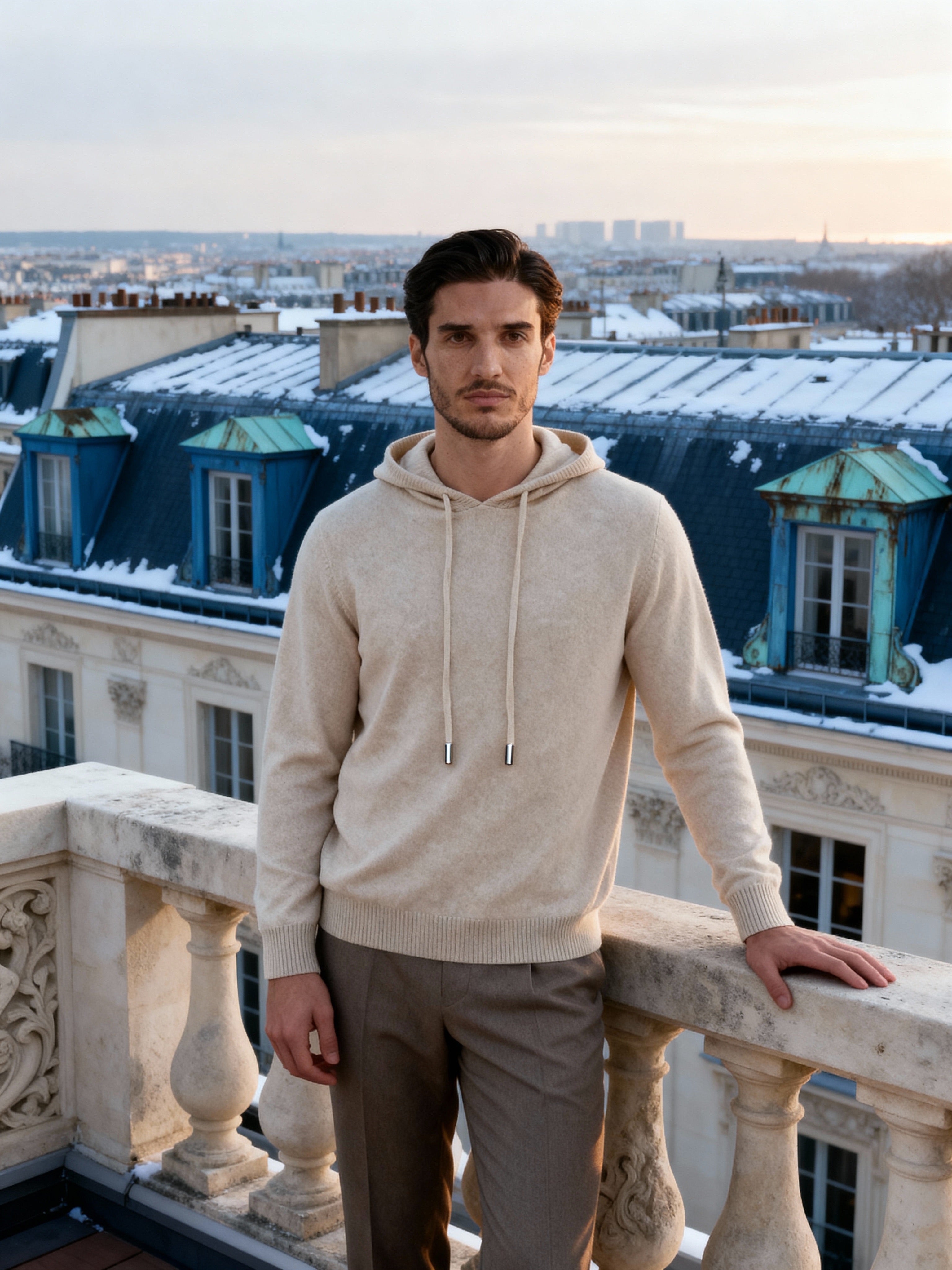Sweat à capuche 100 % cachemire