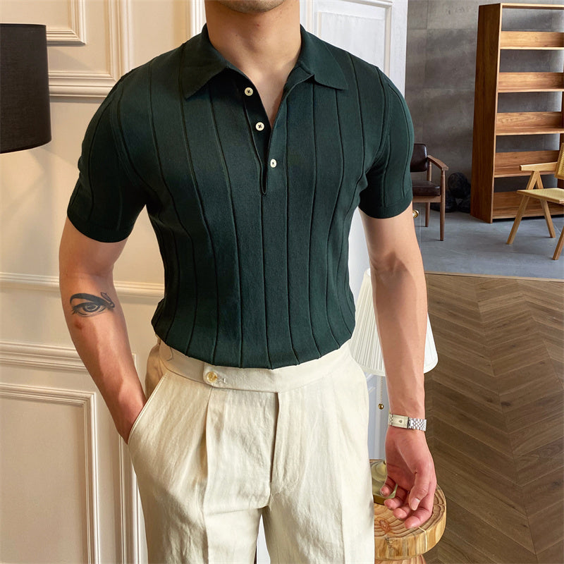 Plissierte Eleganz Gestricktes Polo