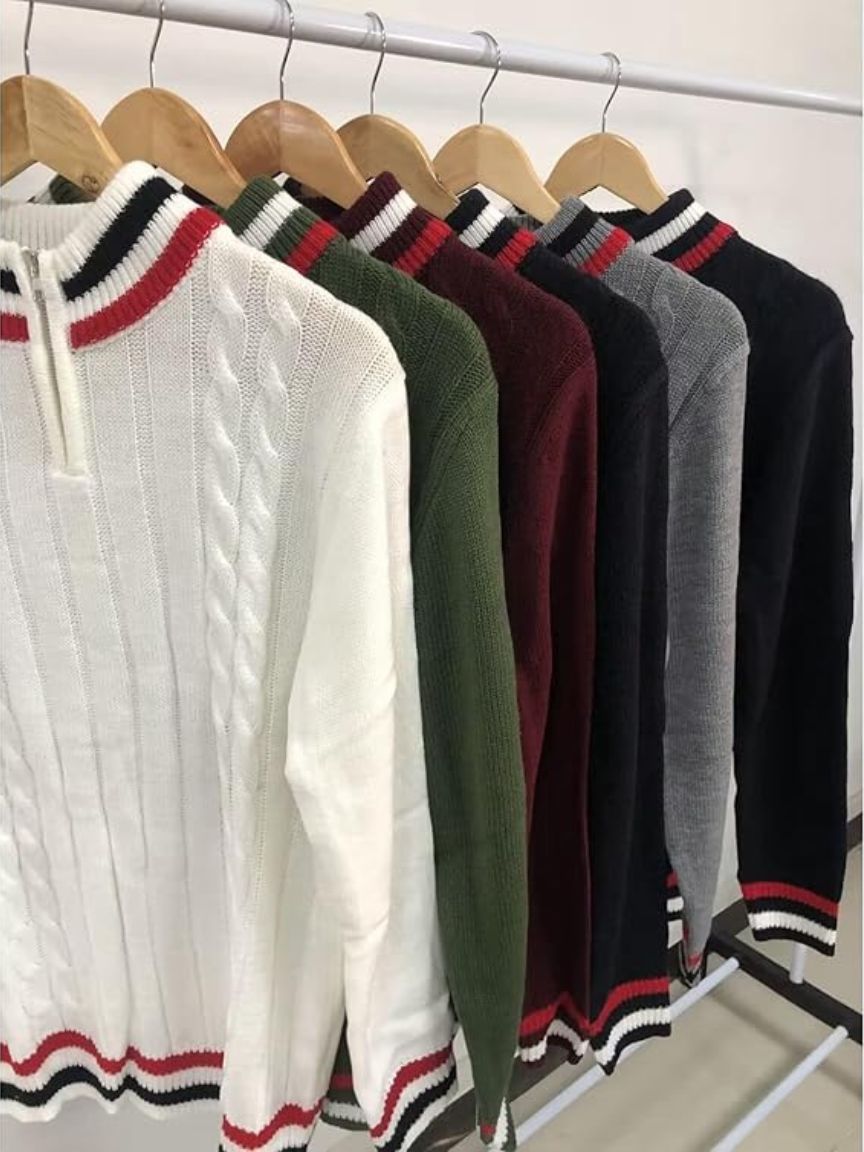 Wesentlicher Pullover mit halbem Reißverschluss und Rollkragen