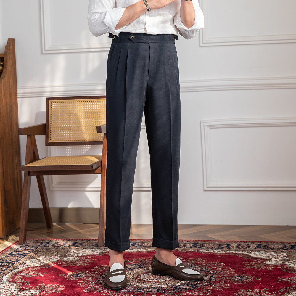Casino Royale Plissierte Hose