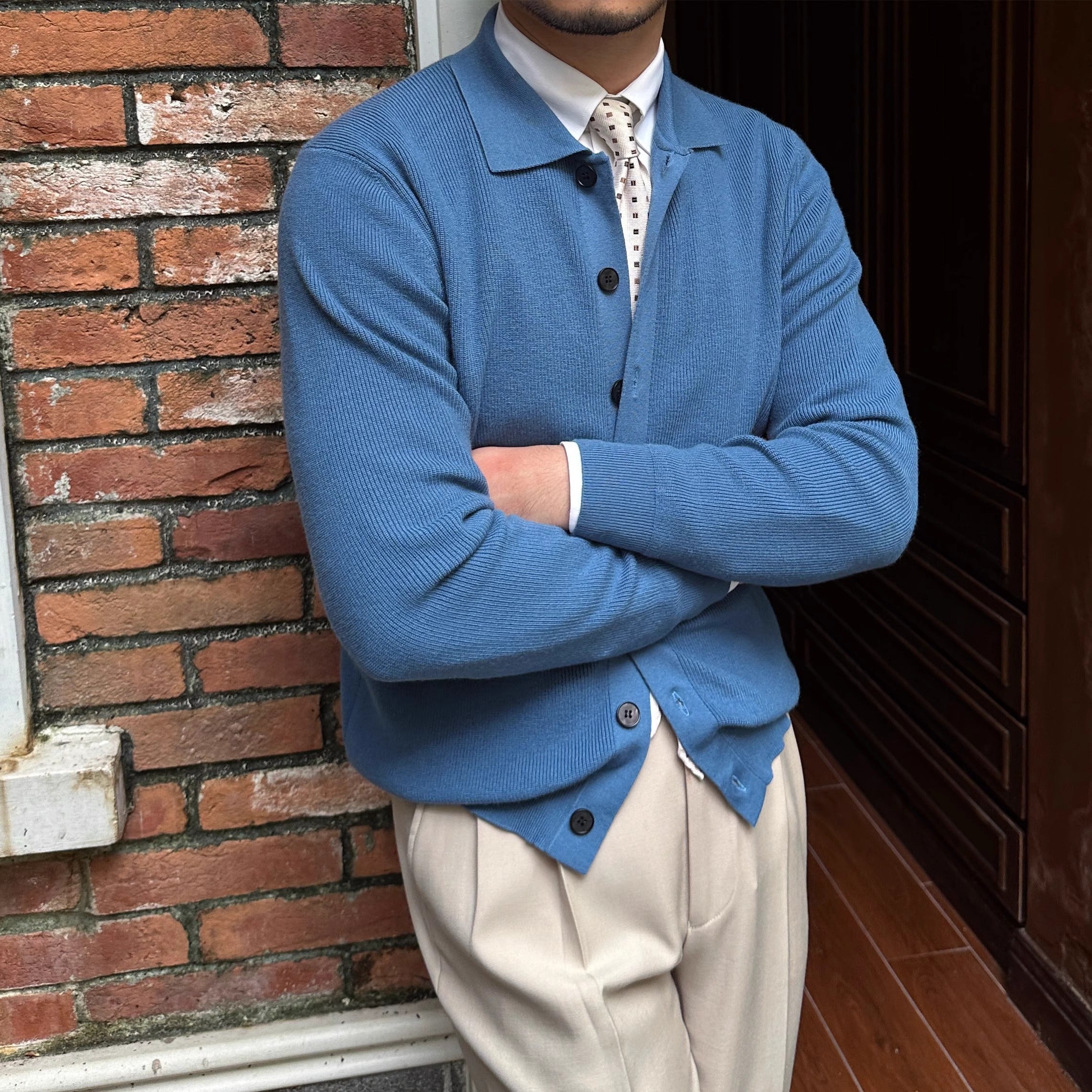 Southwell Cardigan mit Kragen und Knöpfen