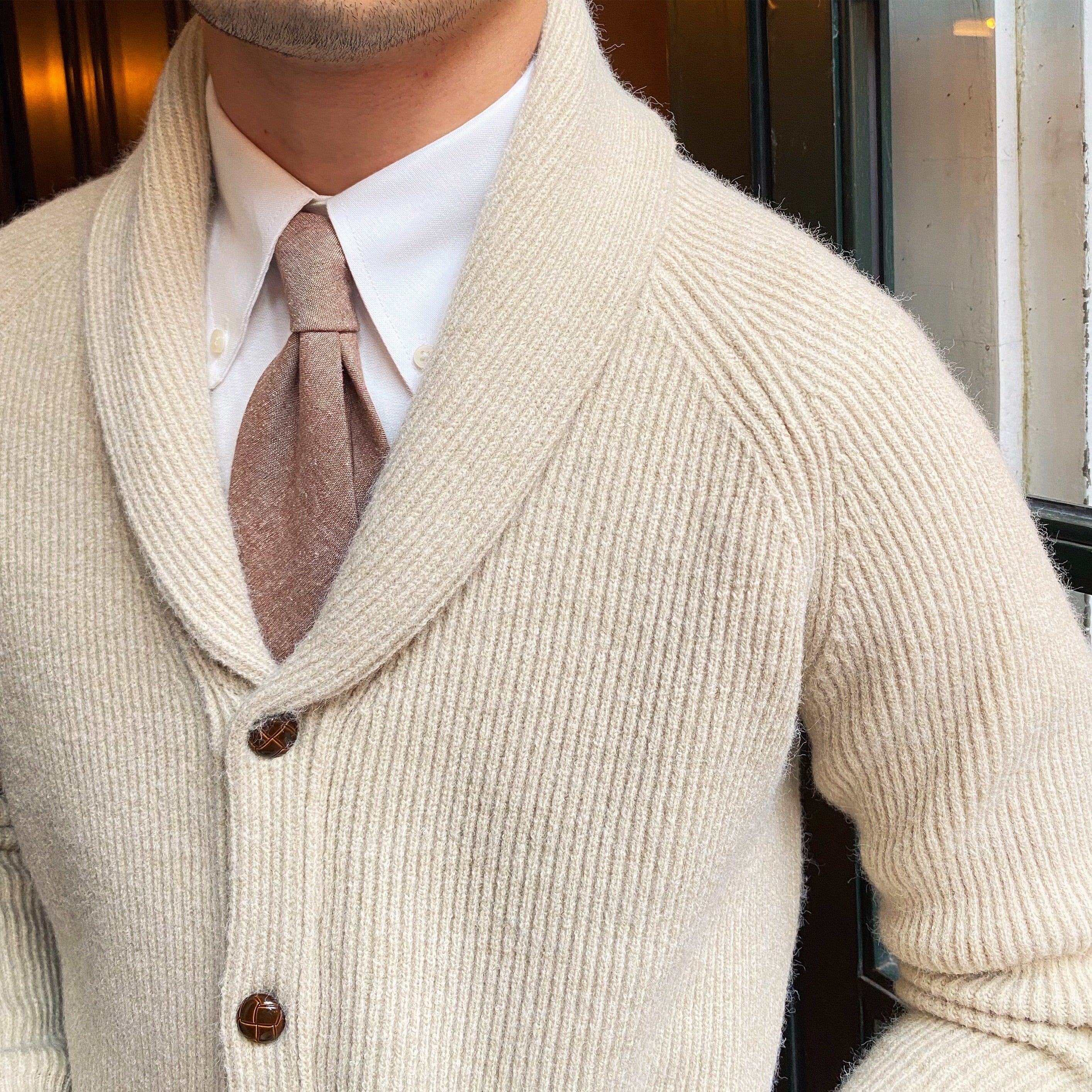 Bond Street Strickjacke mit Schalkragen