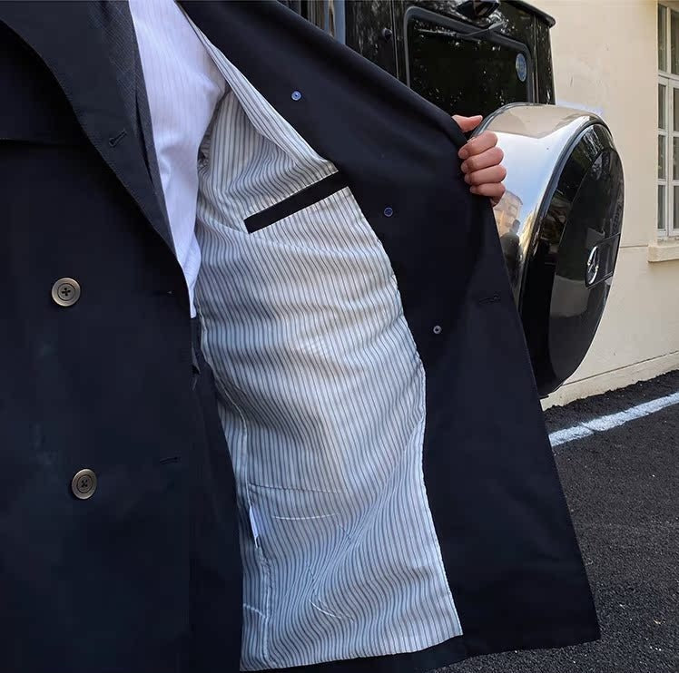 Stockholm Doppelreihiger Trenchcoat mit Gürtel