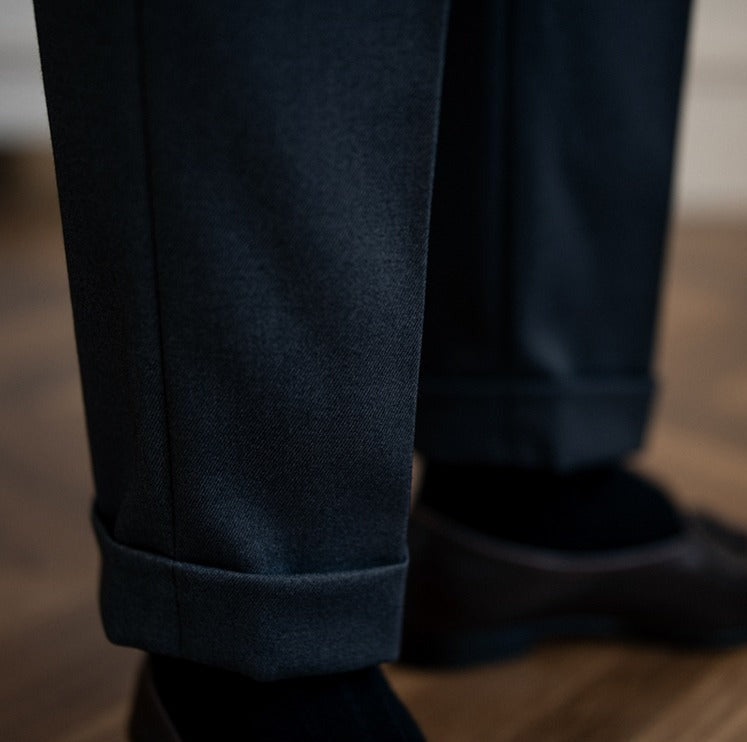 Cipressa Gurkha Gerade Passform Faltenhose