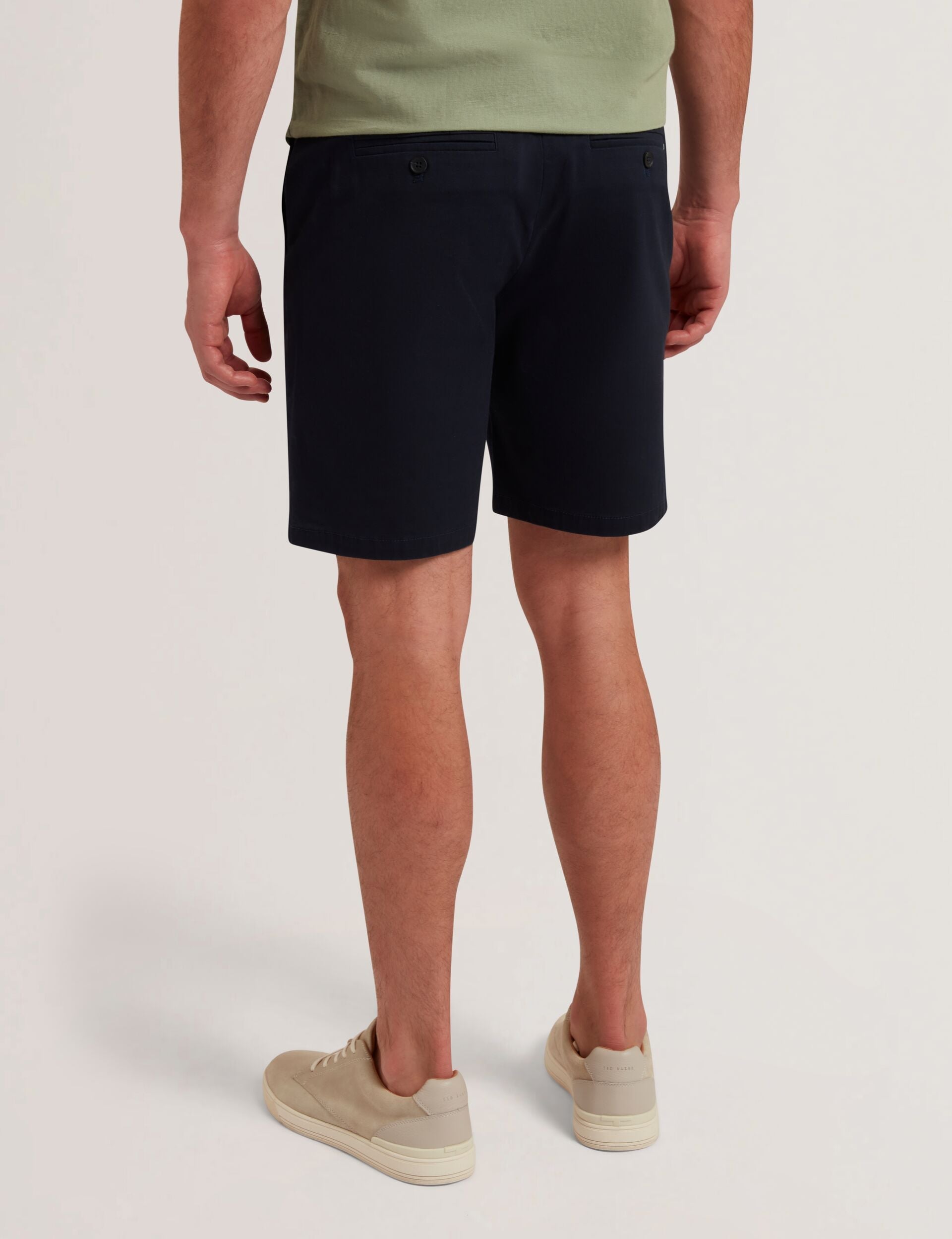 Fayymont Short en Lin Clifton