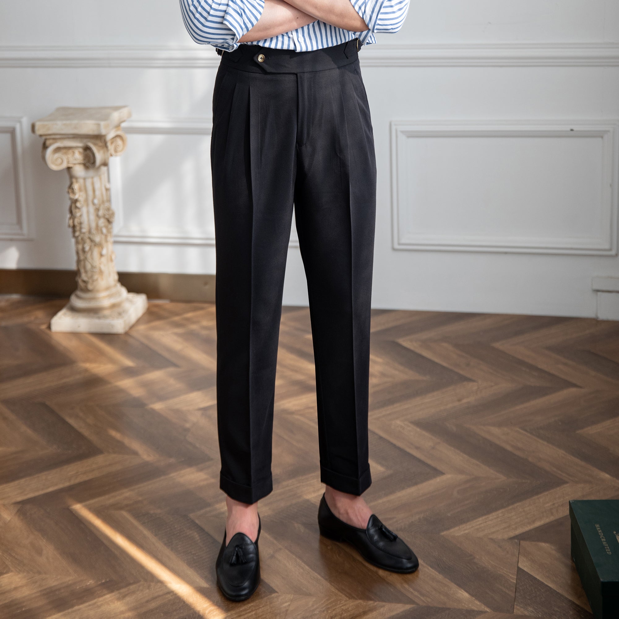 Casino Royale Plissierte Hose