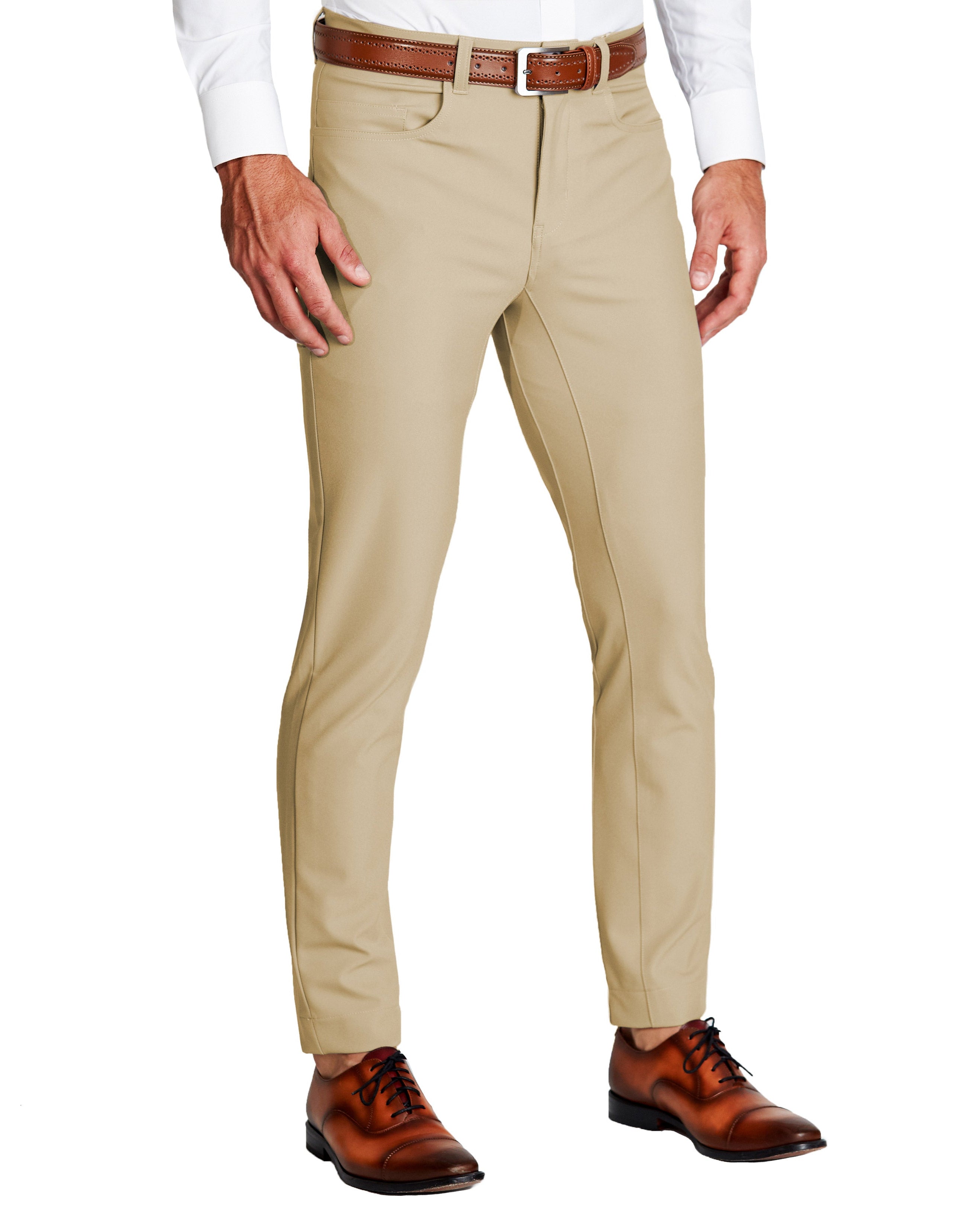 Athletisch geschnittene Stretch-Tech-Chino - Mittel Khaki