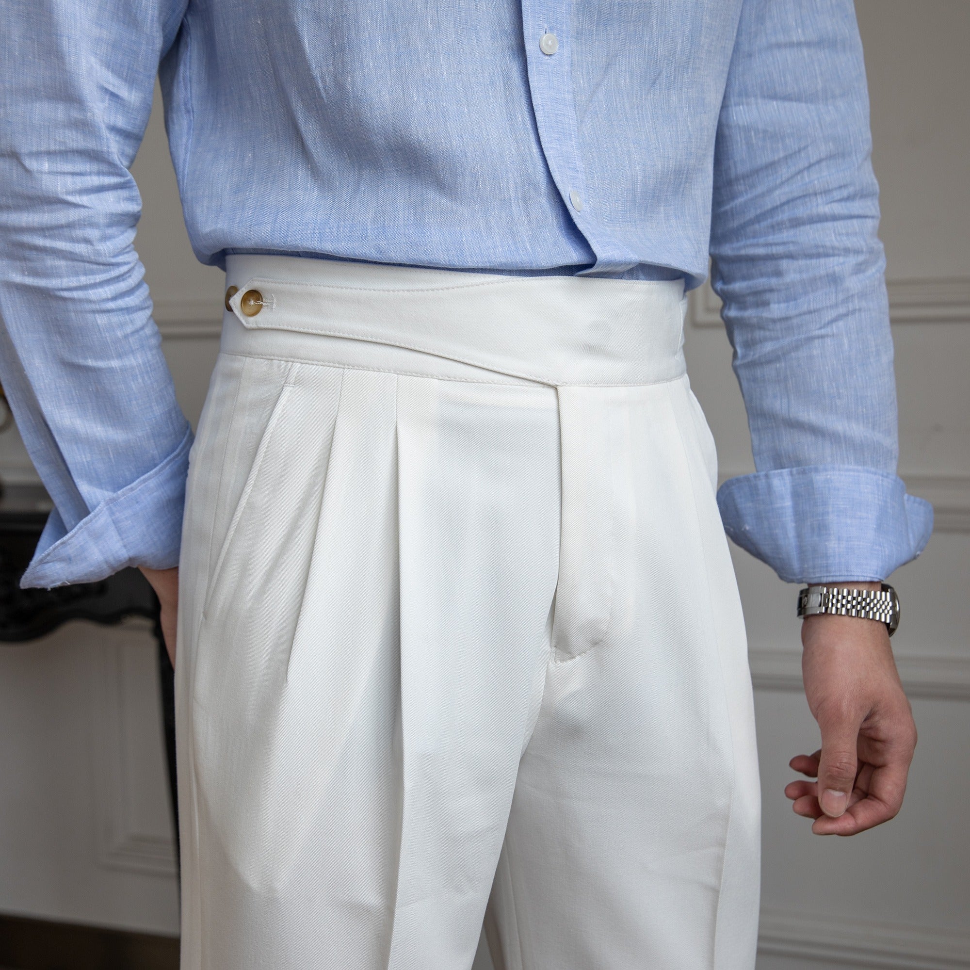 Moneglia Gerade Passform Faltenhose